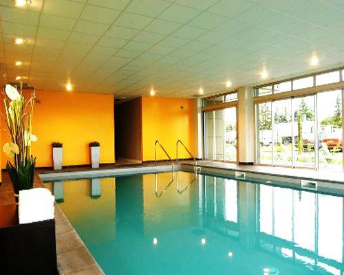 Nemea Aeroport Aparthotel